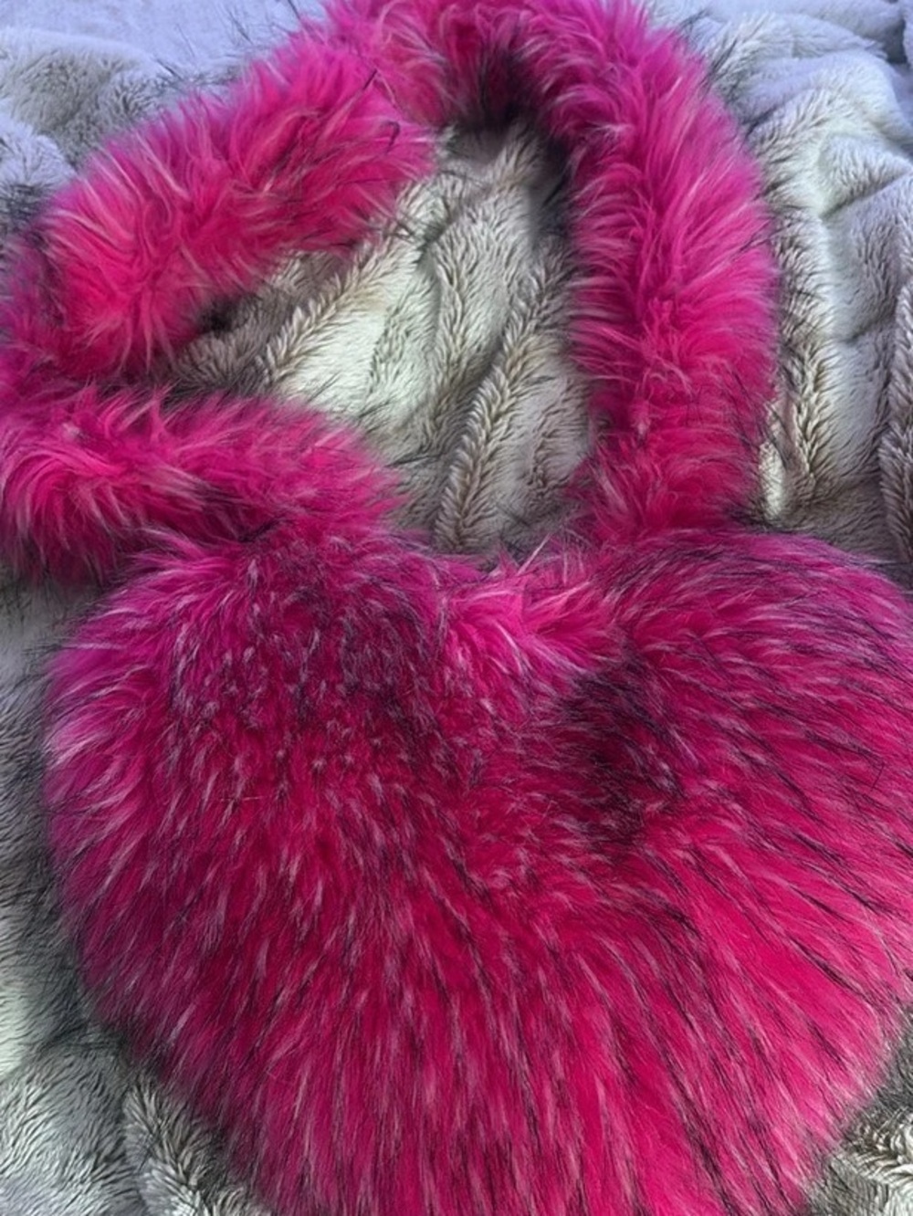 Faux Fur HEART SHAPE PURSE in Pink Like New